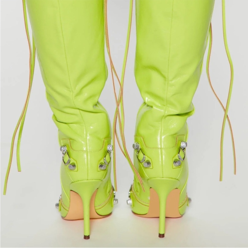 AZALEA WANG MAEVE STILETTO EDGY BOOTS IN LIME GREEN size 9 - Picture 12 of 12